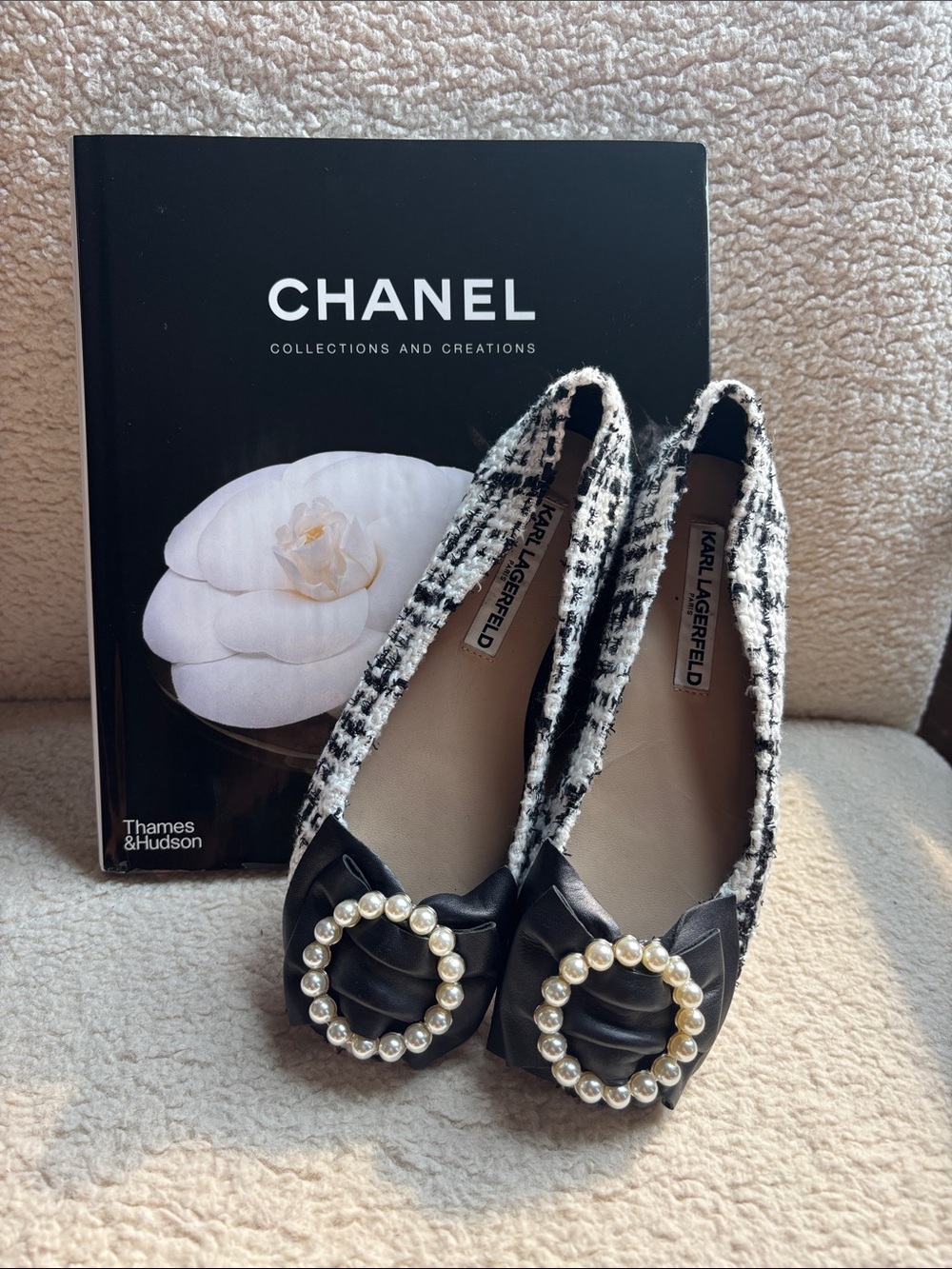 Karl Lagerfeld Black & White Tweed Pearl-Trim Ballet Flats, Leather Sole, NWT